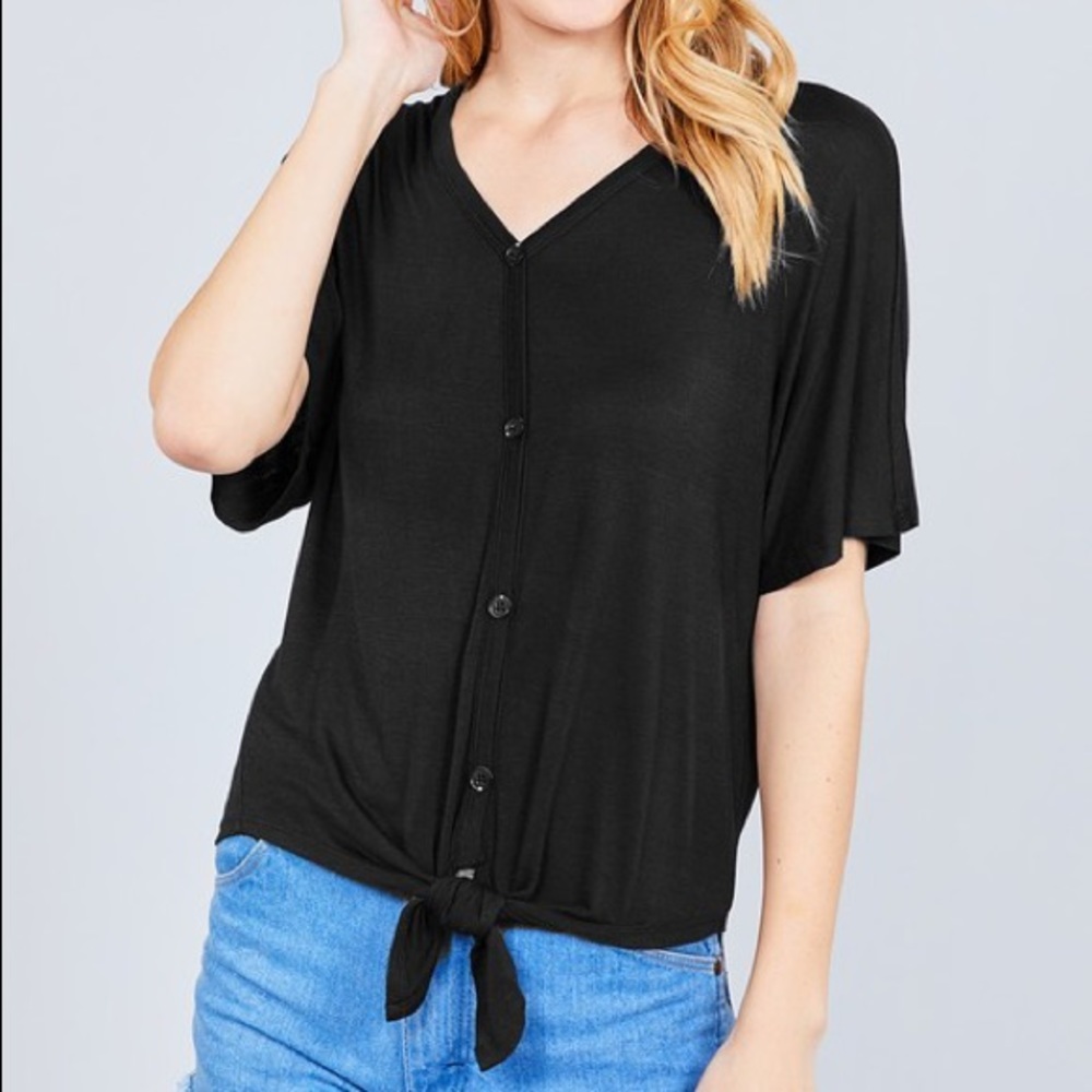 Brand New🔥Knotted buttoned up top